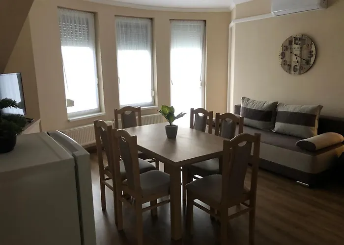 Alina Apartment *