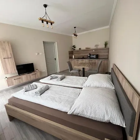 Alina Apartment *